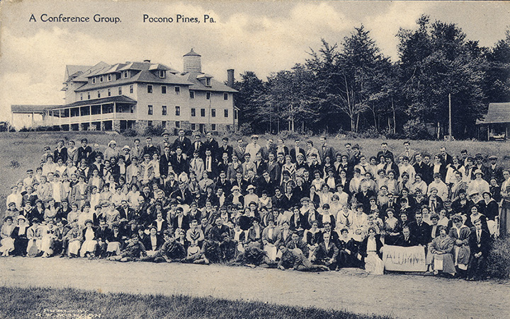 An alumni conference group at the Pocono Pines Assembly.
